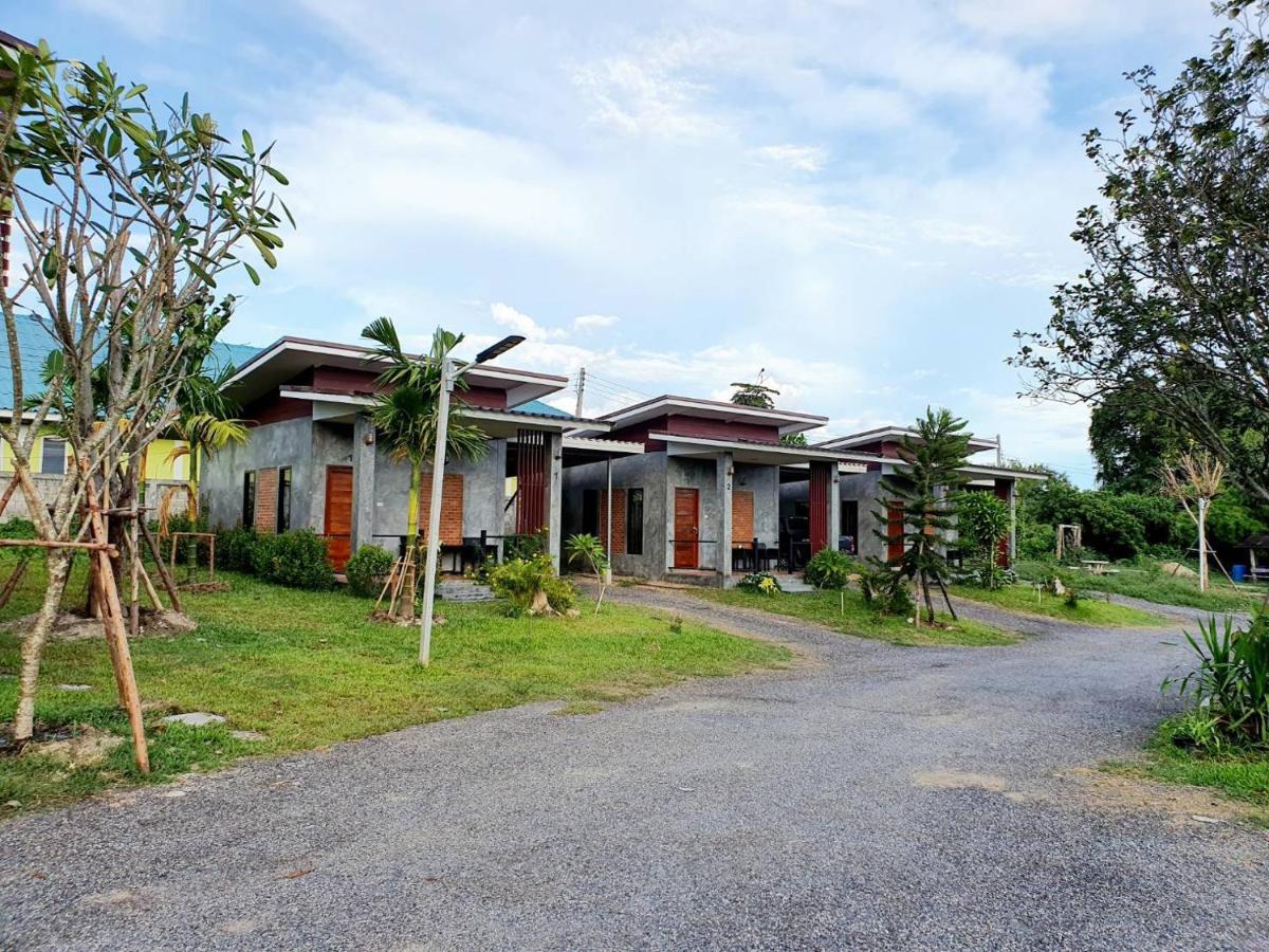 B-Tel Chomthong Resort Chiang Mai Чомтонг Екстер'єр фото
