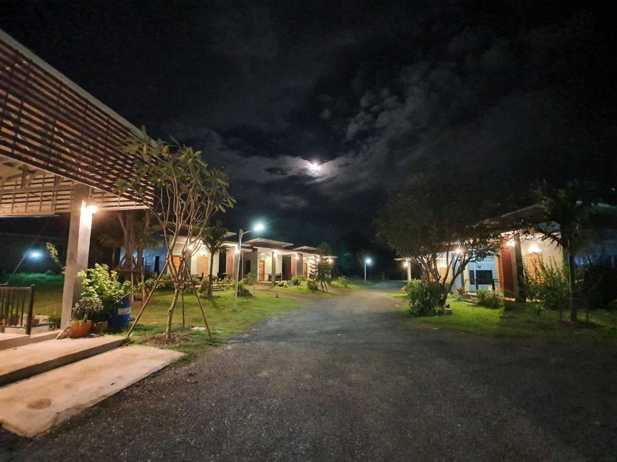 B-Tel Chomthong Resort Chiang Mai Чомтонг Екстер'єр фото